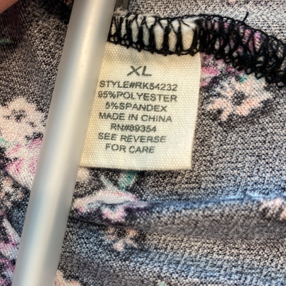 Ultra Flirt Wrap Floral Dress Size XL - Picture 4 of 5